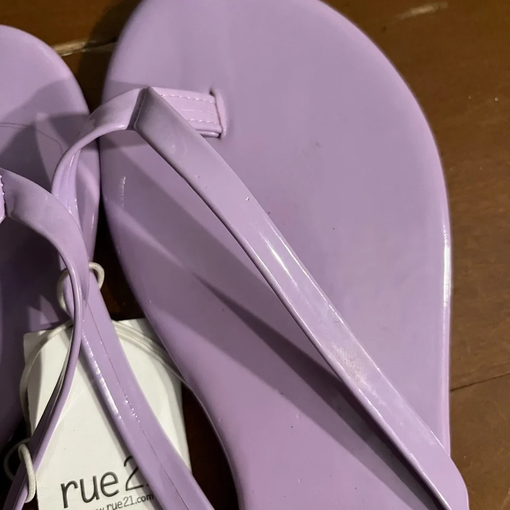 RUE 21 purple flip flops - Picture 3 of 9